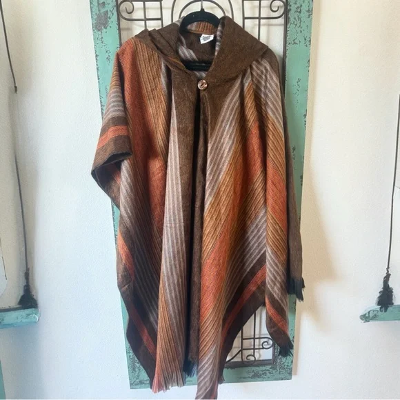 Alpaca Blend Hooded Poncho Ecuador Brown Stripe Fringe Boho Ruana OS - Picture 4 of 7